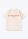 Es eskaliert eh. Oversized Shirt - Beige Back (Designed)